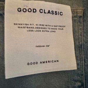 NWT Good American Good Classic Jeans. Size 10/30